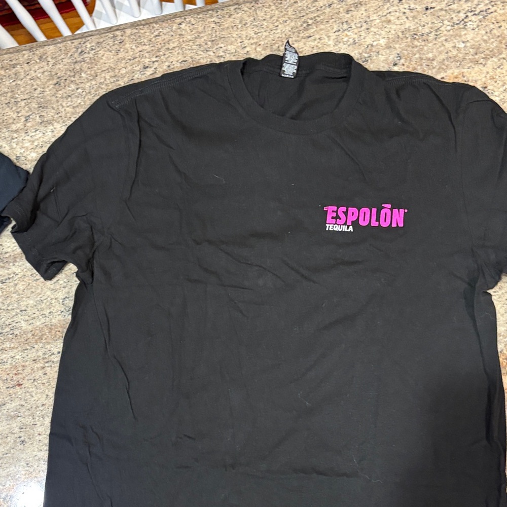 Black Short Sleeve Tee